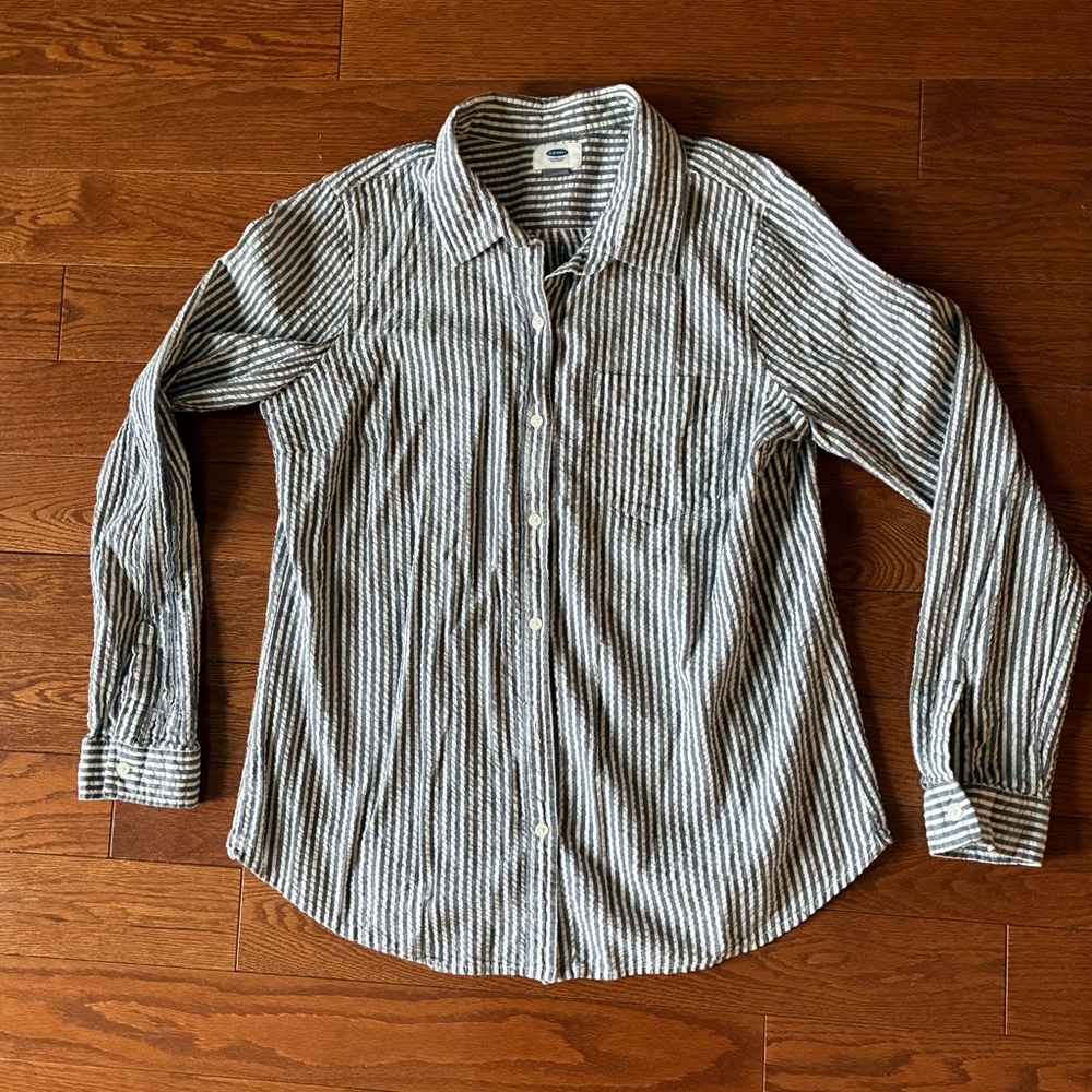 Old Navy Grey and White Striped Women's Button Down Shirt